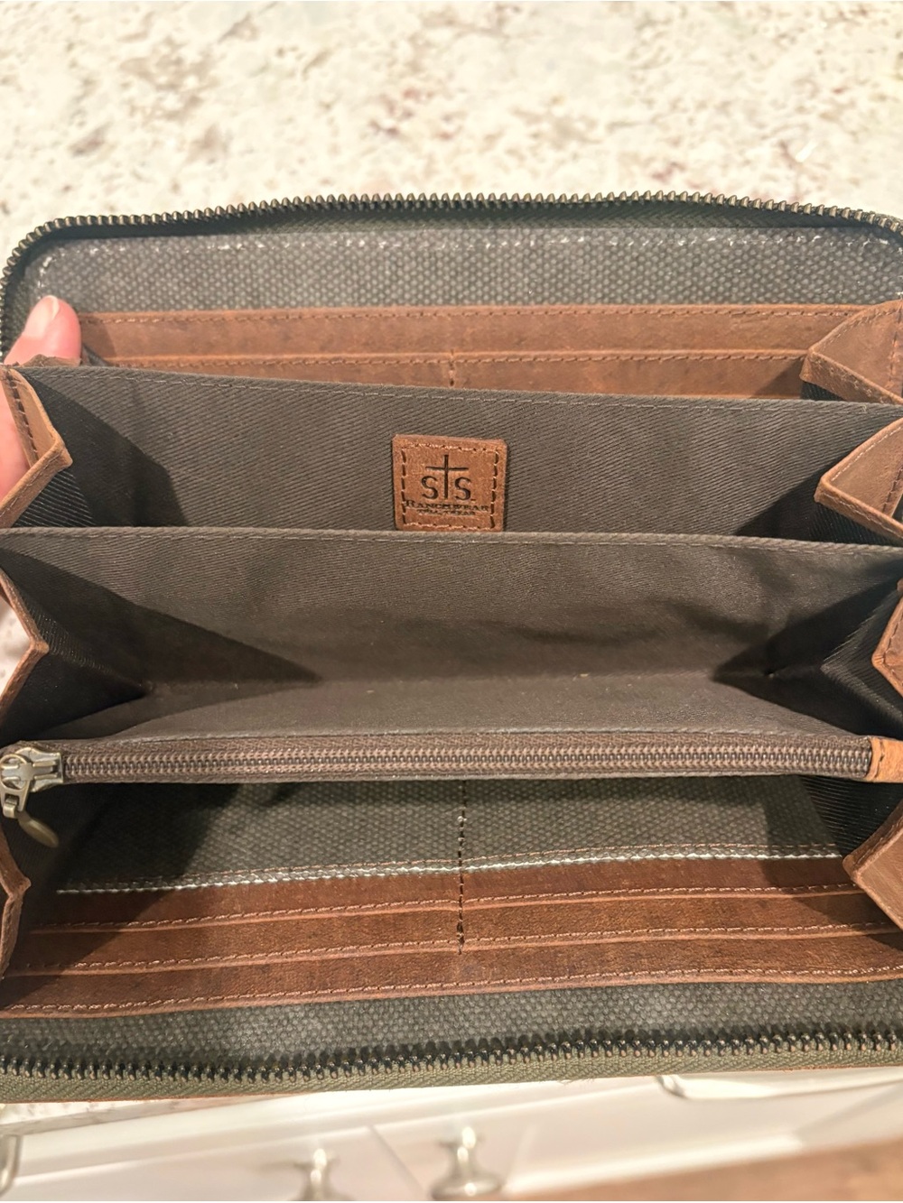 STS Ranch Wear Zip Around Clutch Wristlet Wallet. Cross posted. - Picture 10 of 11